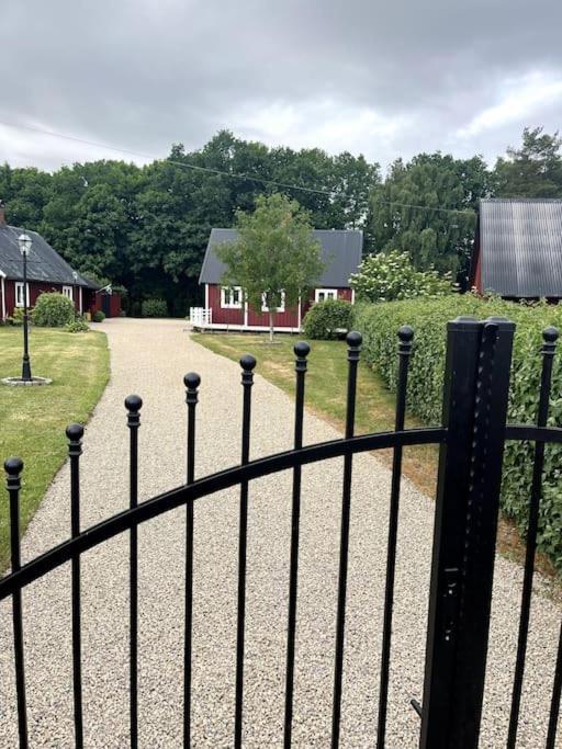 Mysigt Boende Naera Soederasen Ljungbyhed Exterior foto